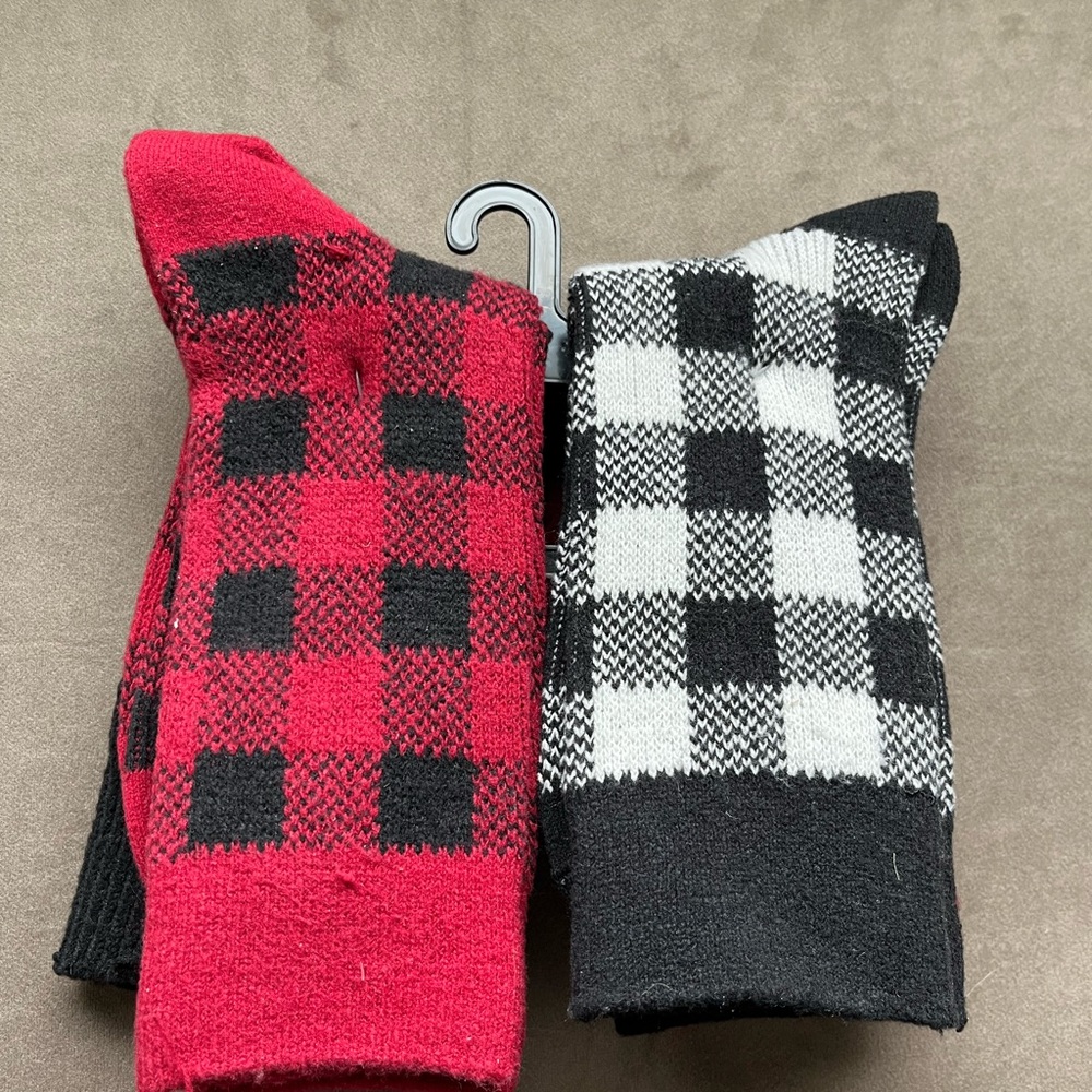 Plaid Red and Black Socks Set 4 pair
